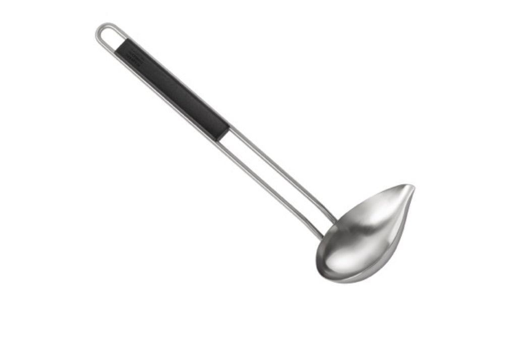 ESSENTIAL Sauce Ladle