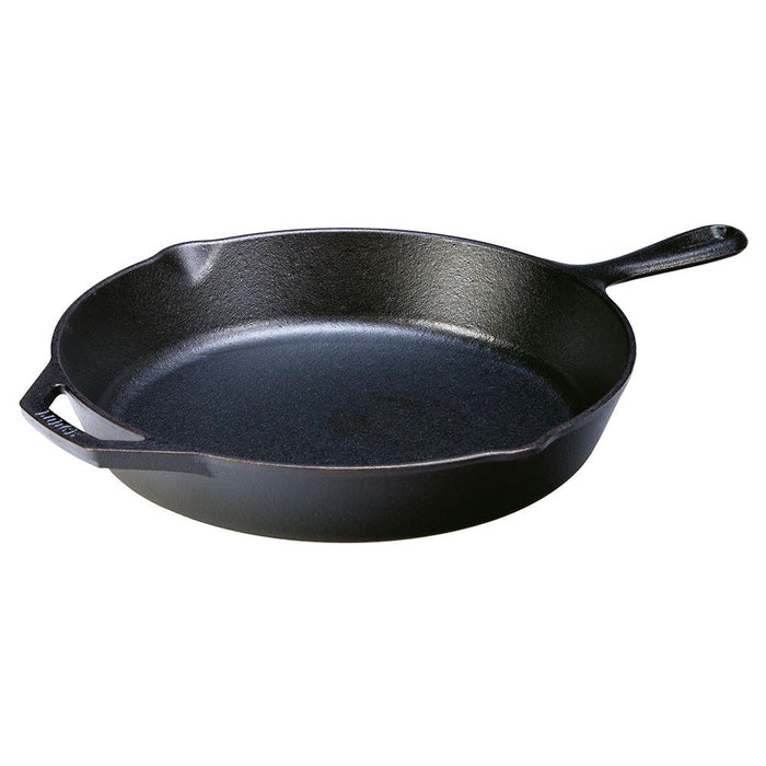 Round skillet with handle